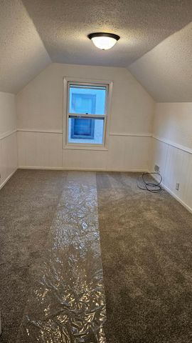 5825 45th Avenue S, Minneapolis, MN 55417