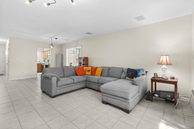 830 44th Ave N Apt C1, Myrtle Beach, SC 29577