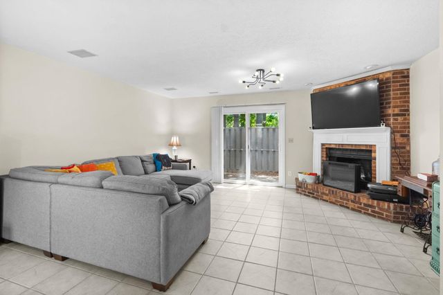 830 44th Ave N Apt C1, Myrtle Beach, SC 29577