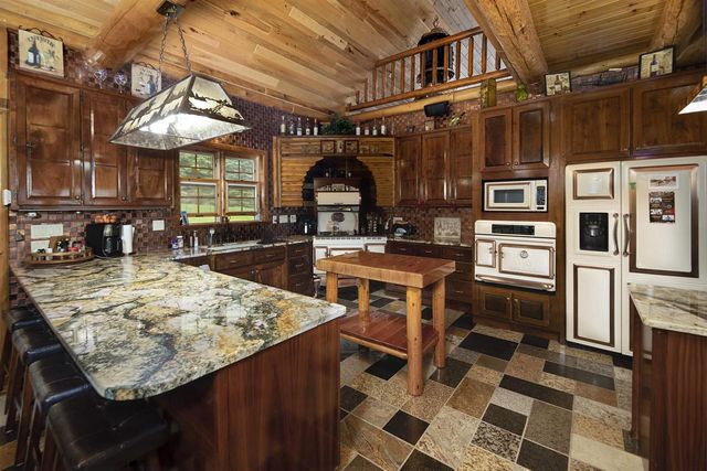 W743 Utley Road, Markesan, WI 53946