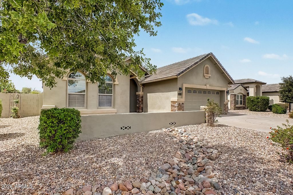 40462 N CAPE WRATH Drive, San Tan Valley, AZ 85140 — photo 4