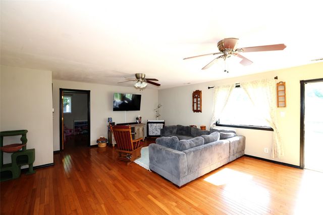 407 N Market Street, Madrid, IA 50156