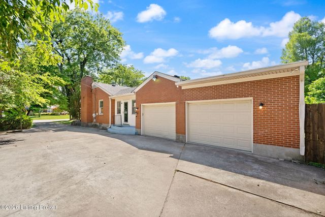 3316 Cornelia Dr, Louisville, KY 40220