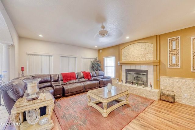 1361 GATE Place, El Paso, TX 79936