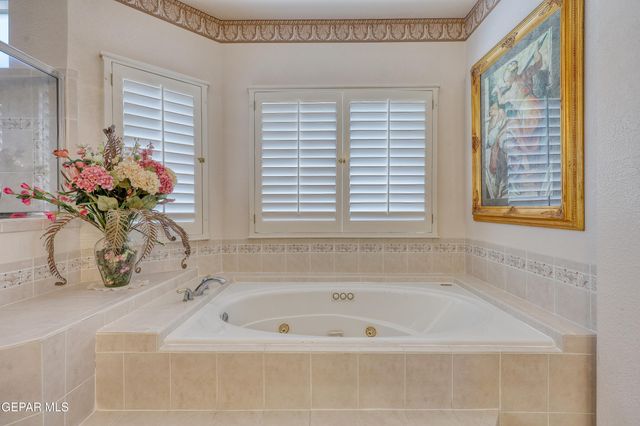 1361 GATE Place, El Paso, TX 79936
