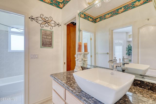 1361 GATE Place, El Paso, TX 79936