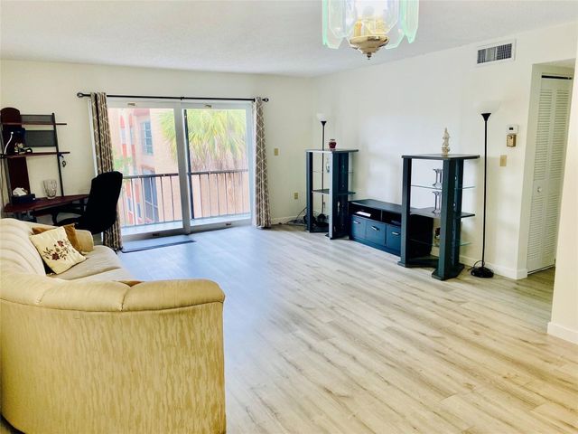 8280 SW 24th Street 7312, North Lauderdale, FL 33068