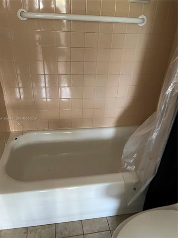 4114 NW 88th Ave 201, Coral Springs, FL 33065