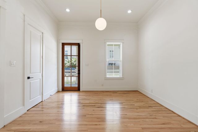 1303 Summer Street, Houston, TX 77007
