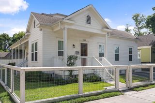 1303 Summer Street, Houston, TX 77007