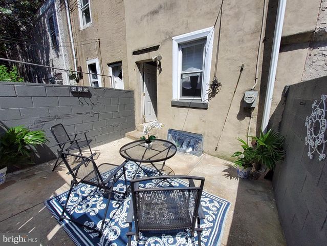 1332 S STANLEY ST, Philadelphia, PA 19146