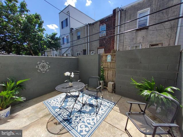 1332 S STANLEY ST, Philadelphia, PA 19146