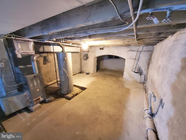 1332 S STANLEY ST, Philadelphia, PA 19146