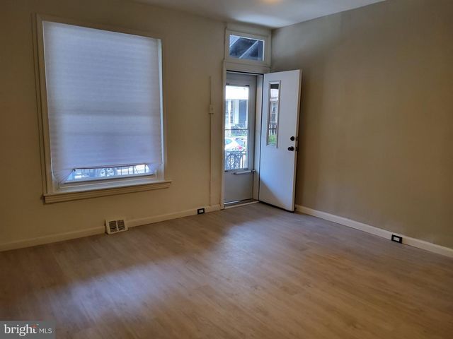 1332 S STANLEY ST, Philadelphia, PA 19146
