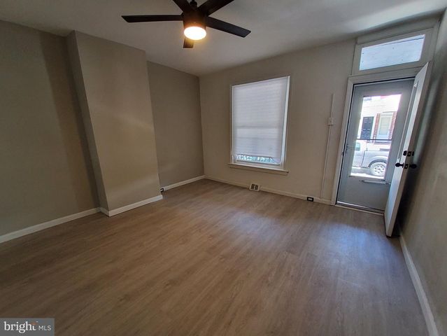 1332 S STANLEY ST, Philadelphia, PA 19146
