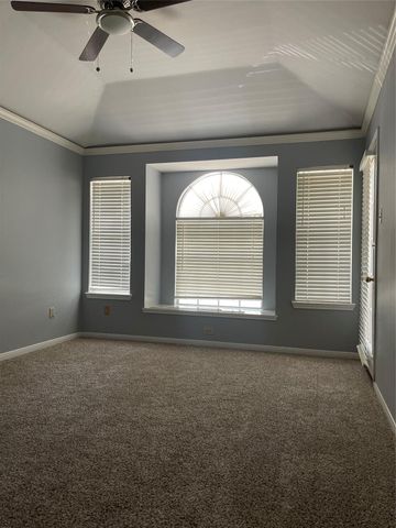 5515 Strack Road 115, Houston, TX 77069