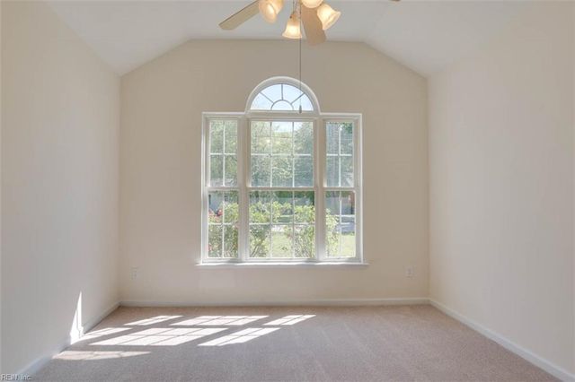 41 Mennonite LN, Newport News, VA 23602