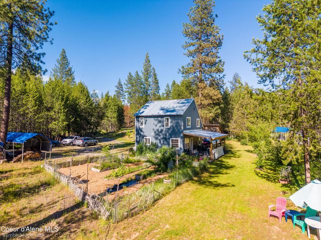 89 Jada Dr, Blanchard, ID 83804