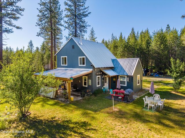 89 Jada Dr, Blanchard, ID 83804