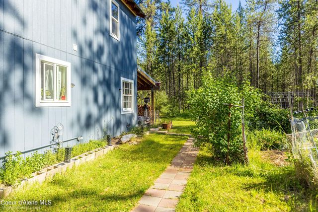 89 Jada Dr, Blanchard, ID 83804