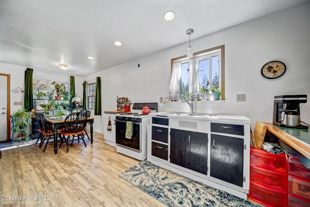 89 Jada Dr, Blanchard, ID 83804