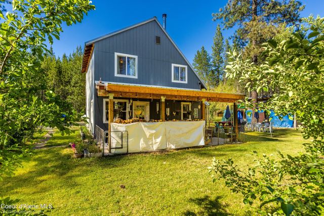 89 Jada Dr, Blanchard, ID 83804