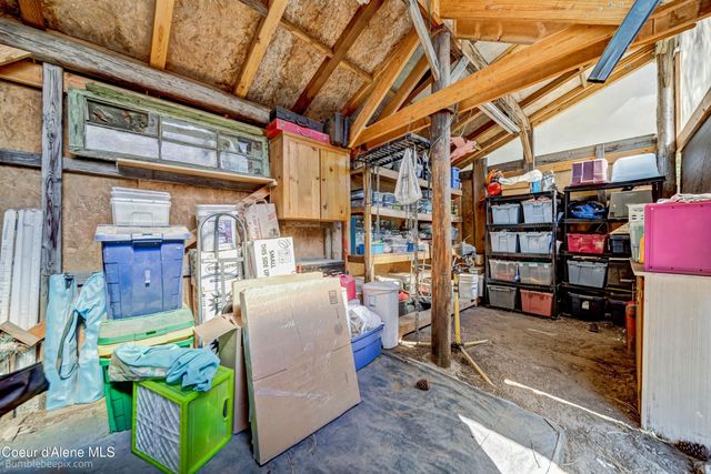 89 Jada Dr, Blanchard, ID 83804