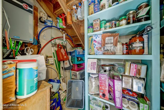 89 Jada Dr, Blanchard, ID 83804