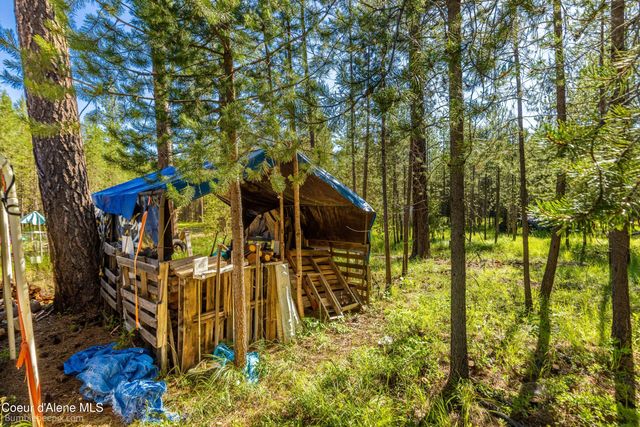 89 Jada Dr, Blanchard, ID 83804