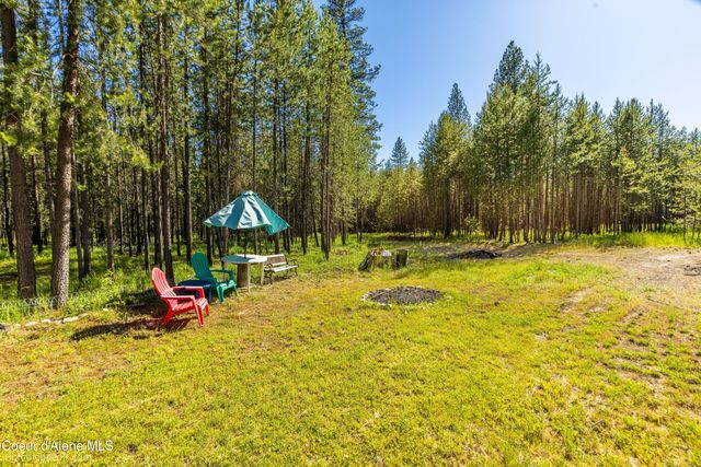 89 Jada Dr, Blanchard, ID 83804