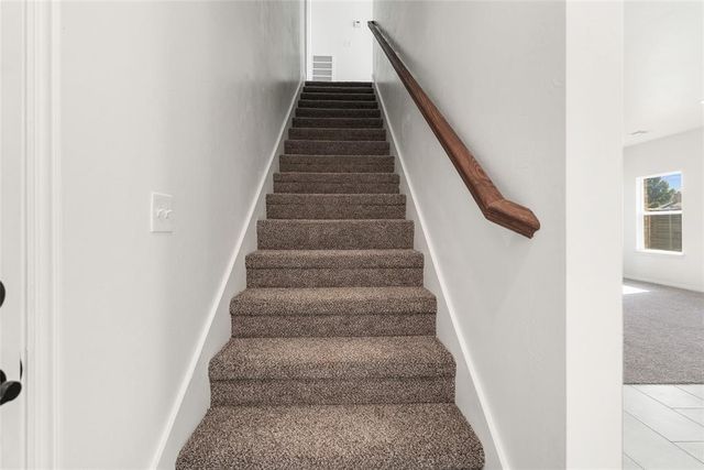 800 Chateau Court, Kingfisher, OK 73750