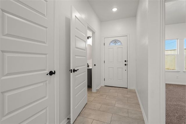 800 Chateau Court, Kingfisher, OK 73750