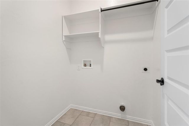 800 Chateau Court, Kingfisher, OK 73750