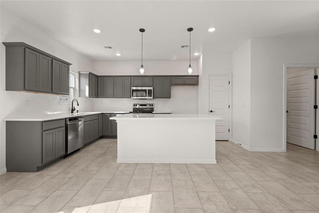 800 Chateau Court, Kingfisher, OK 73750