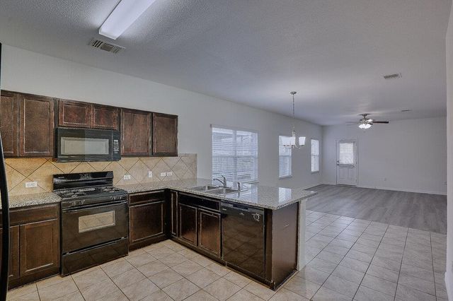 507 Brashear LN, Cedar Park, TX 78613