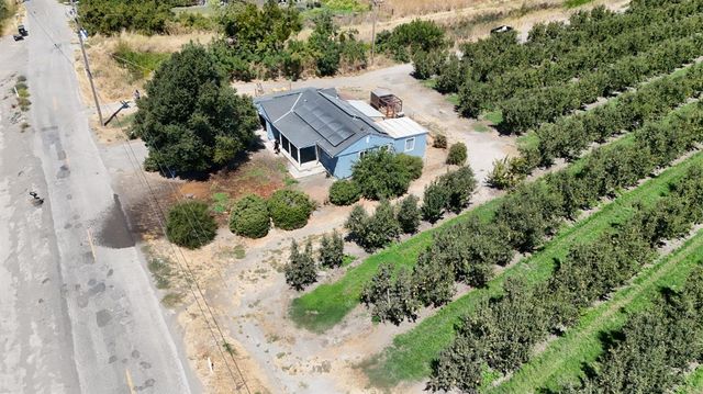 787 W Sutter Island Cross Rd, Courtland, CA 95615