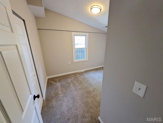 2313 Miracle Avenue, Granite City, IL 62040