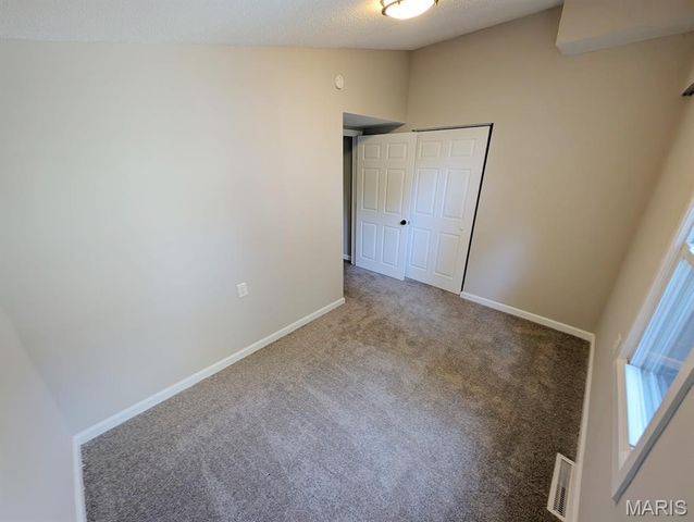 2313 Miracle Avenue, Granite City, IL 62040