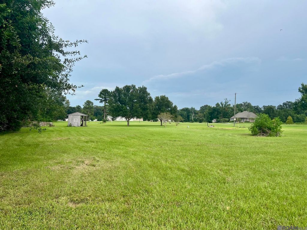 13386 La Hwy 431, St Amant, LA 70774