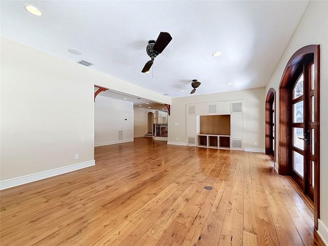 1850 OAK CREEK DRIVE, Dunedin, FL 34698