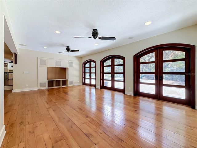 1850 OAK CREEK DRIVE, Dunedin, FL 34698