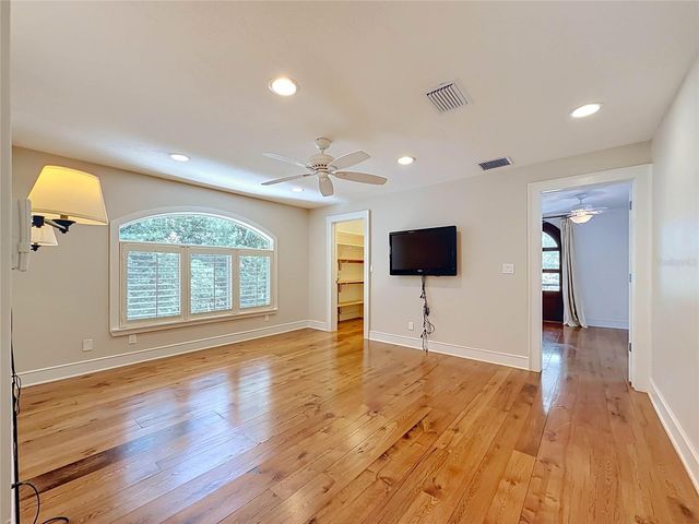 1850 OAK CREEK DRIVE, Dunedin, FL 34698