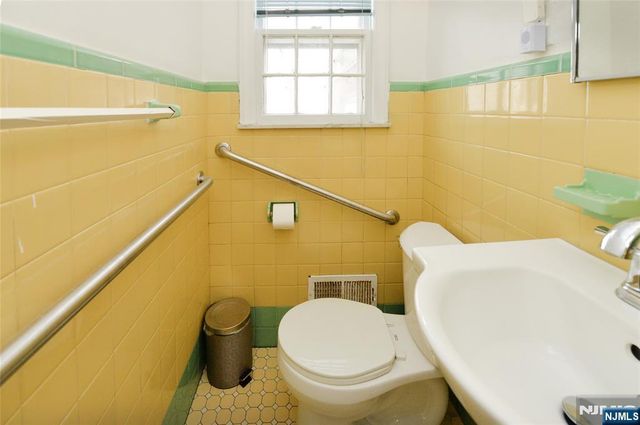 968-972 Byron Avenue, Elizabeth, NJ 07208