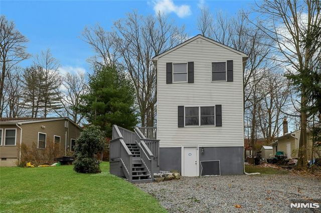 54 Race Track Drive, West Milford, NJ 07421