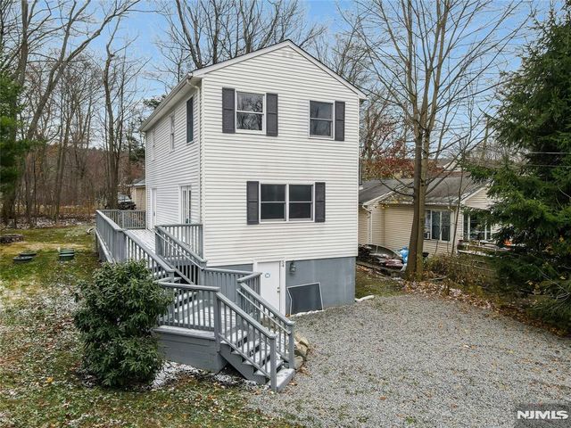 54 Race Track Drive, West Milford, NJ 07421