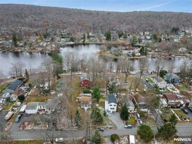 54 Race Track Drive, West Milford, NJ 07421