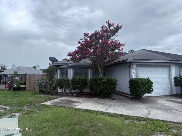2288 IRONSTONE Drive E, Jacksonville, FL 32246