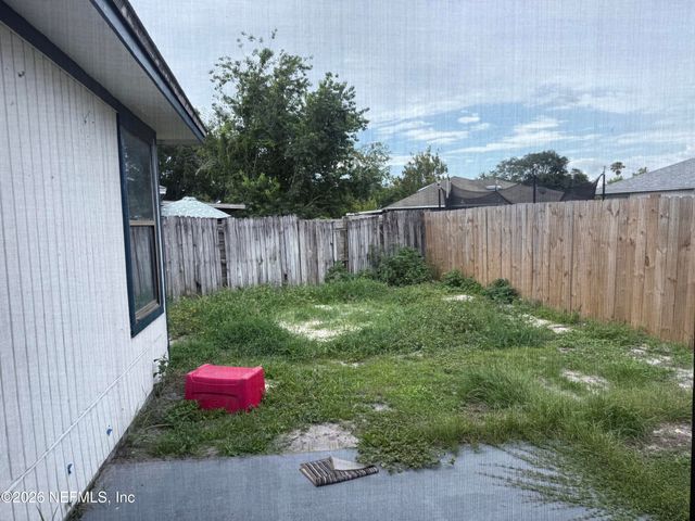 2288 IRONSTONE Drive E, Jacksonville, FL 32246