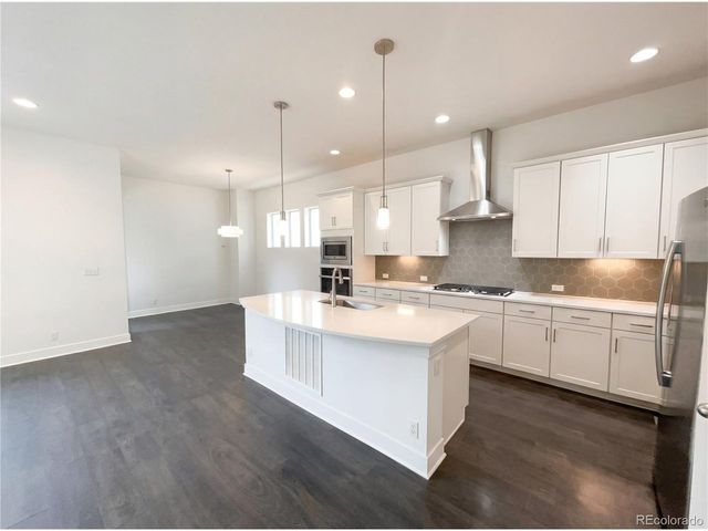 10260 E 57th Pl, Denver, CO 80238