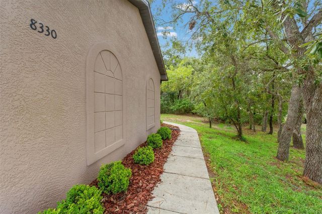8330 COCKATOO ROAD, Weeki Wachee, FL 34613